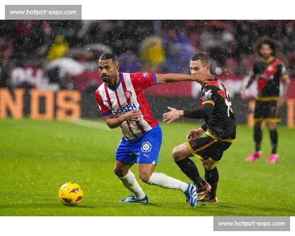 比利亚雷亚尔主场迎战莱万特争夺西甲关键三分之夜前瞻激烈对决